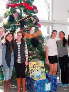 Darien YMCA Cares Club Collecting Gloves, Mittens for Shelter
