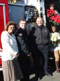 Waveny LifeCare Network Gets Poinsettias From New Canaan Fire Department