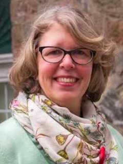 Ridgefield Academy Re-Discovers Writing Passion In Woods Of Maine