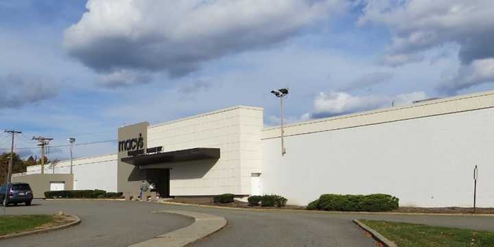 Macy&#x27;s at Willowbrook Mall in Wayne.