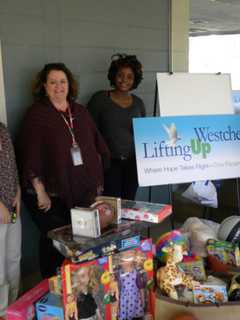Berkeley College Collects Holiday Gifts For Lifting Up Children