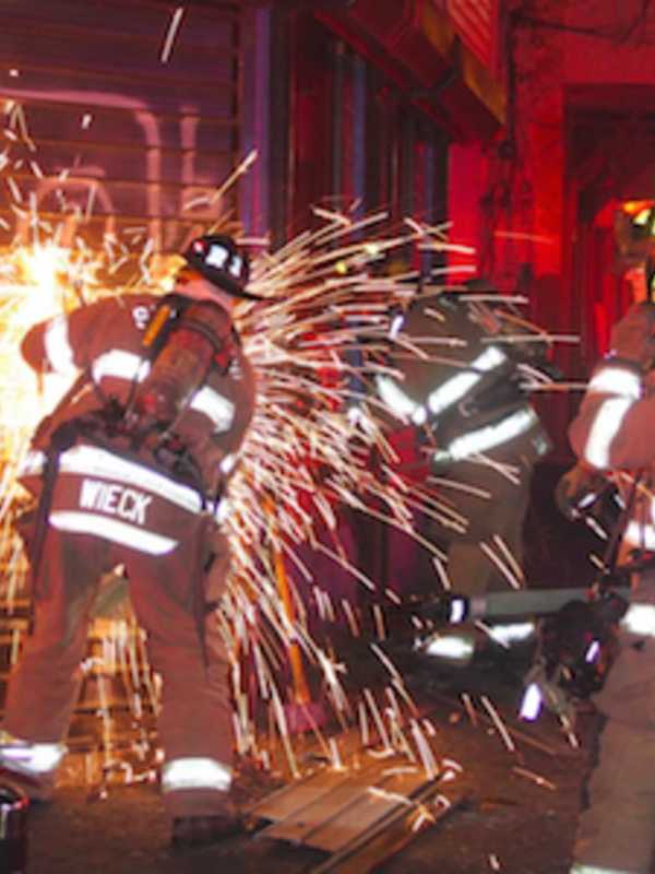911 Caller Alerts Stamford Firefighters To Blaze In Abandoned Building