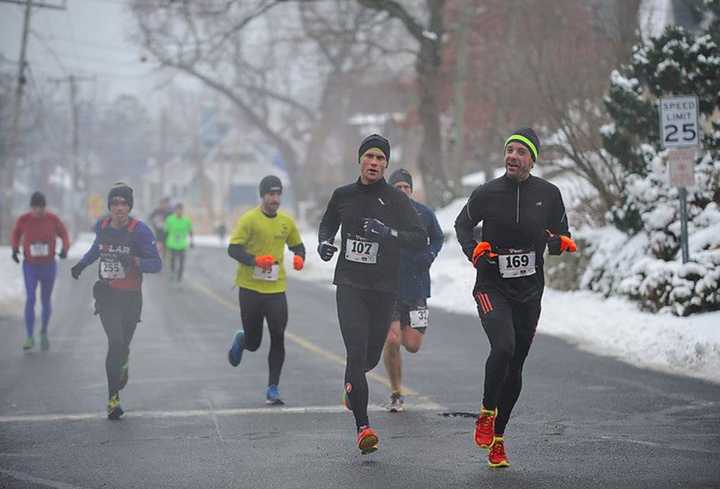 The 38th annual Boston Buildup running series starts Sunday with a 10-kilometer race in Norwalk.