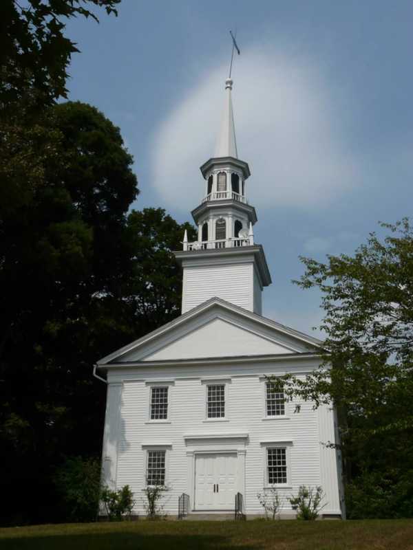 Longtime Easton Resident Lee Hanson Supports Community