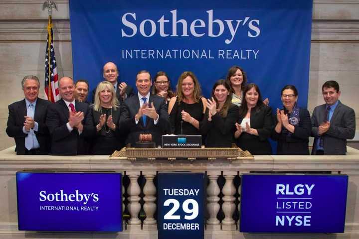 William Pitt CEO Joins Firm In Ringing Closing Bell At Stock Exchange