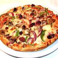 <p>The Mamaroneck Diner cooks its pies in a wood-fired oven at 800 degrees.</p>