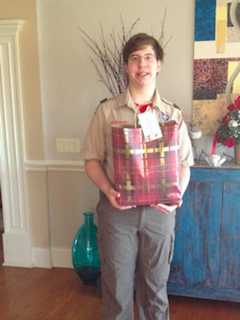 Wilton's Troop 20 Delivers Holiday Baskets To Seniors