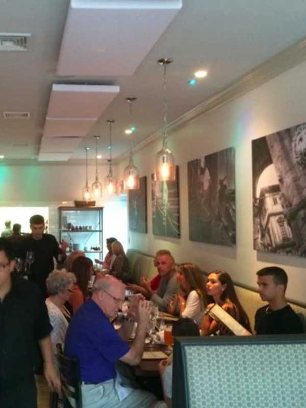 Diner Reaches For Wallet, Shoots Self In Rear At Popular Fairfield Eatery