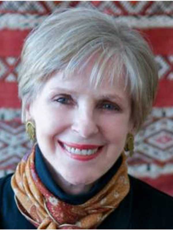 Jane Bryant Quinn Speaks At Trumbull Library On Making Your Money Last