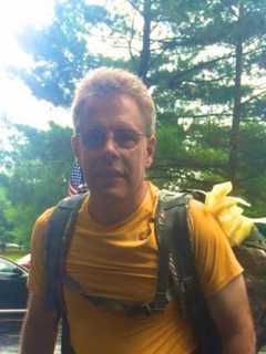 Darien Teacher Carries 22 Pounds On His Back To Help Veterans