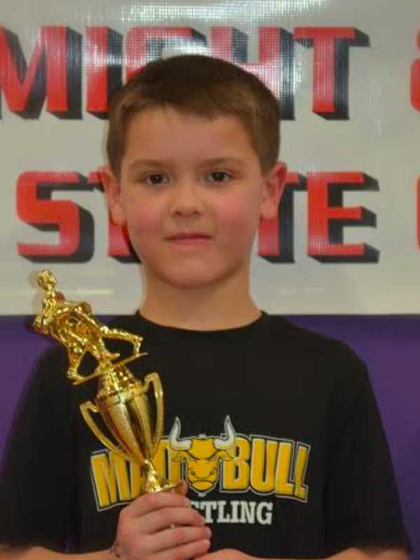 Youth Norwalk Mad Bulls Wrestlers Excel At State Tourney