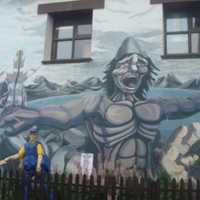 <p>The streets were decorated with beautiful mural paintings.</p>