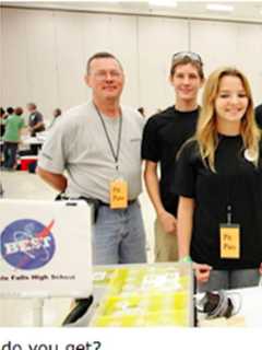 New Rochelle Students Compete In Robotics Tournament