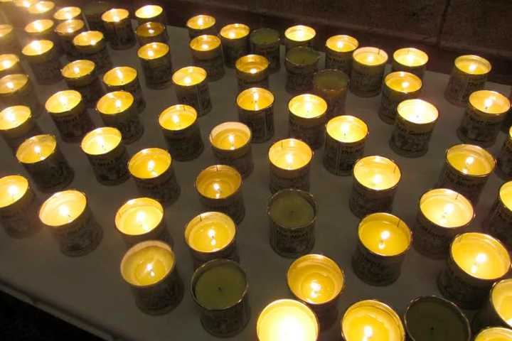 Temple Shaaray Tefila Reflects On Holocaust Through Remembrance Series