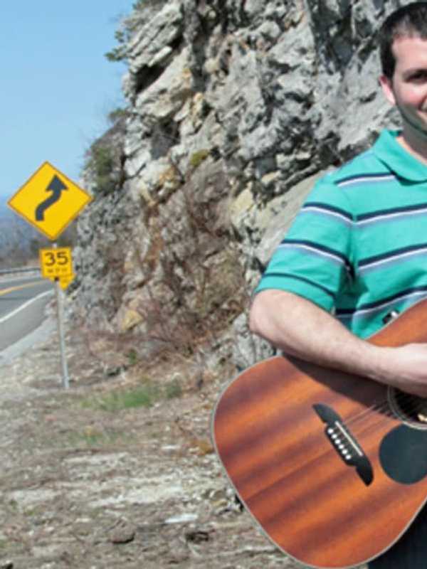 Evan Gottfried In Concert At River Edge Library