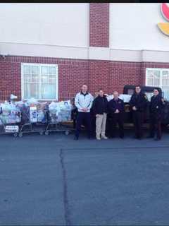 Ridgefield Police Department Organizes Food Drive To Benefit Food Pantry