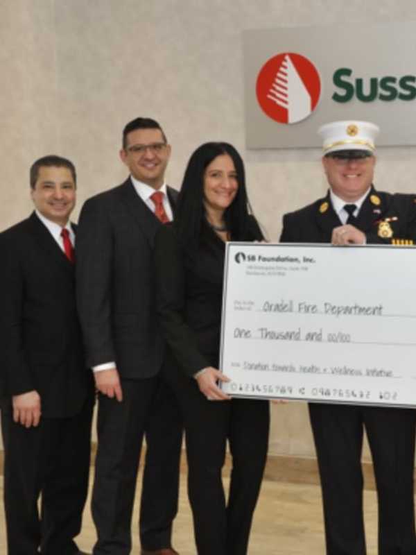 Sussex Bank Donates $1,000 To Oradell Volunteer Fire Department