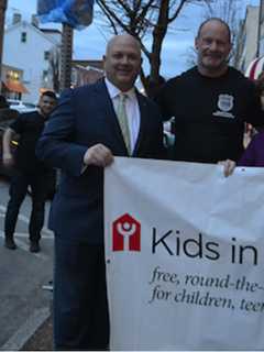 Greenwich Reps Floren, Bocchino Show Support For Kids In Crisis