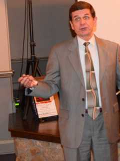 Guest Speaker Talks Second Chance At Eyesight In Saddle River