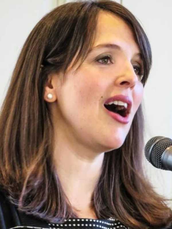 Temple Shaaray Tefila Celebrates Purim With Broadway Cabaret