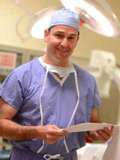 Valley Orthopedics Help Patients Of All Ages Keep Knees Moving