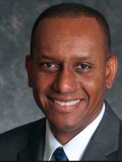 Doctor To Share Personal Stories Of Mental Illness In Talk In Greenwich