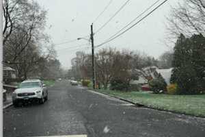 Monday Morning Snow Hits Stamford