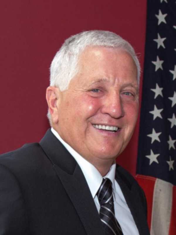 Mount Kisco Chamber Honors Recreation Director, Hospital At Annual Dinner