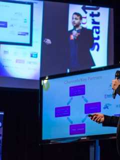 Budding Entrepreneurs Vie For Venture Cash At Fairfield University