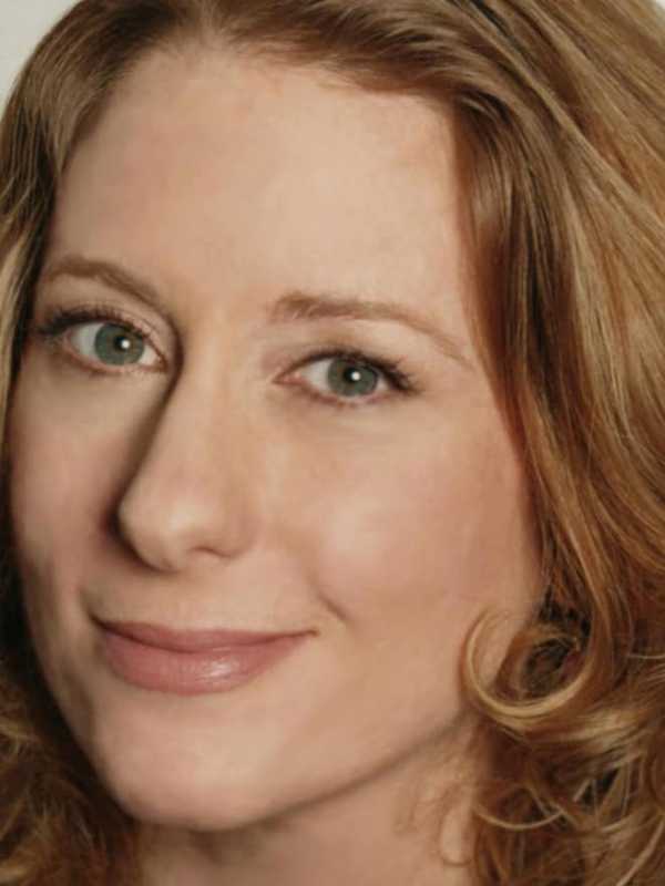 'American Girls' Author Giving Talk At Fairfield's Ludlowe Middle School