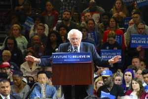 Bernie Sanders Stumps For Zephyr Teachout