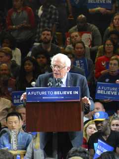 Bernie Sanders Rally Tops Week's News In Dutchess