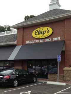 Fairfield Police Raise Funds For Special Olympics At Chip's Event