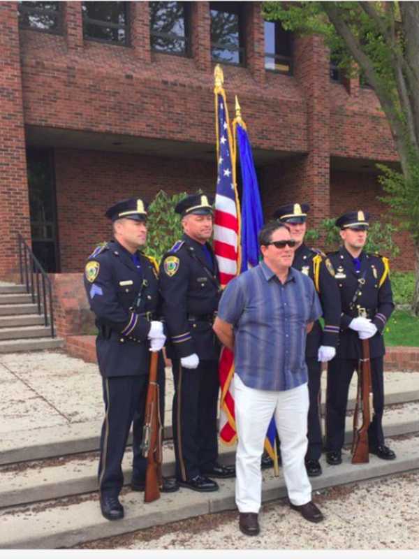 Fairfield Police Detective Retires After Three Decades Of Service