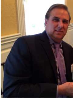 Cos Cob Principal Earns State Award For Supporting Media Services