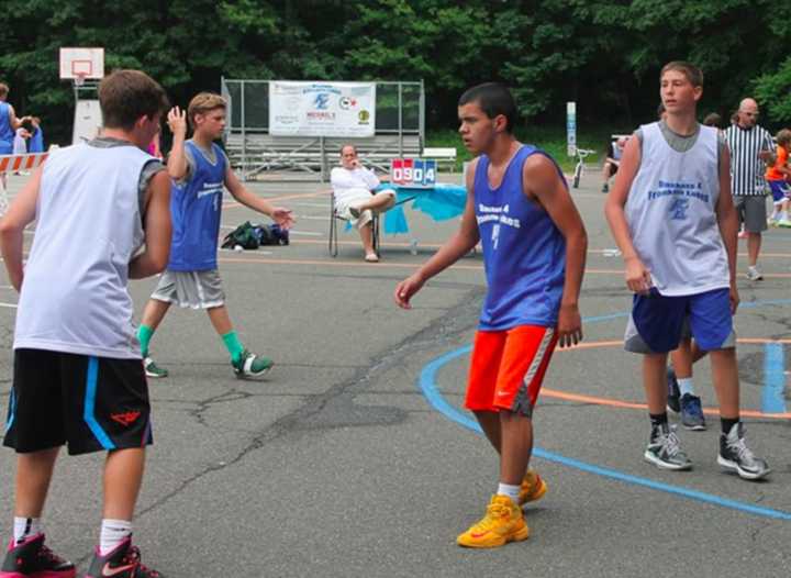 Baskets for Franklin Lakes will be on June 4 at the community center.