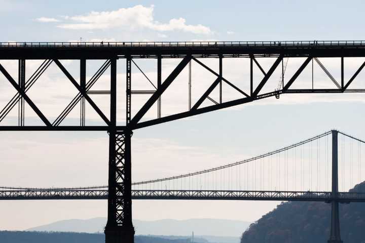 Walkway Over Hudson Will Suspend Elevator Service