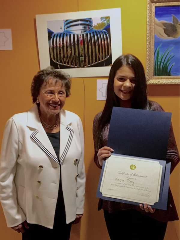Pearl River Student Wins 2016 Congressional Art Competition