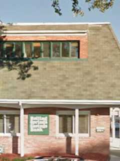 Ridgewood Boiling Springs Savings Bank Invites Public To 'Meet The Manager'