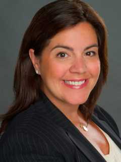 United Way Honors TV Executive, Stamford Heart Of Gold Scholarship Winner