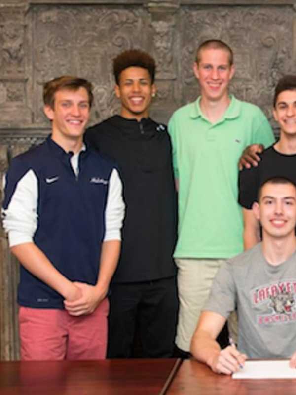 Senior At Westport's Greens Farms Commits To Play Basketball At Lafayette