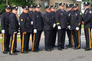 Carlstadt Police Talk Down Overpass Jumper