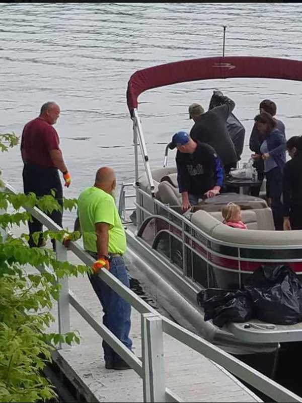 Annual Candlewood Lake Cleanup Takes Place In New Fairfield