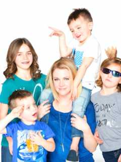 Melissa Joan Hart Brings Children's Clothing Trunk Show To Westport