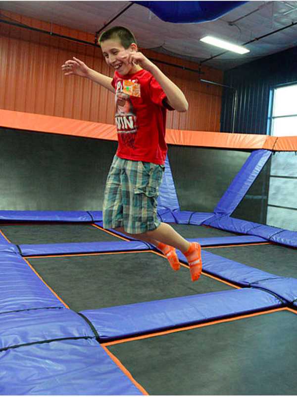 Stratford Welcomes Jump Off Indoor Trampoline Park With Ribbon Cutting