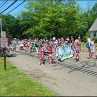 <p>There is a large turnout for the Redding Memorial Day parade.</p>