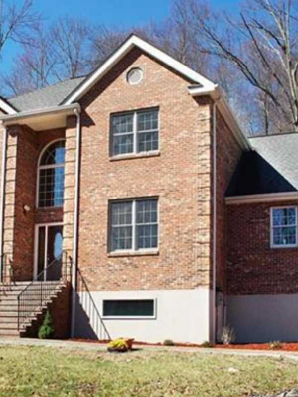 Putnam Valley Colonial Provides Chance To Put On A Personal Stamp
