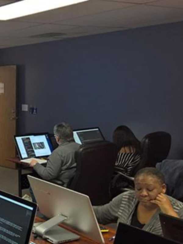 Rochelle Park Students Will Design Web Sites For Area Businesses