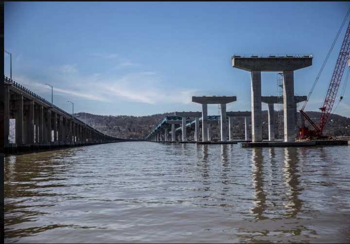 The Tappan Zee Bridge, left, as construction continues in the new bridge.