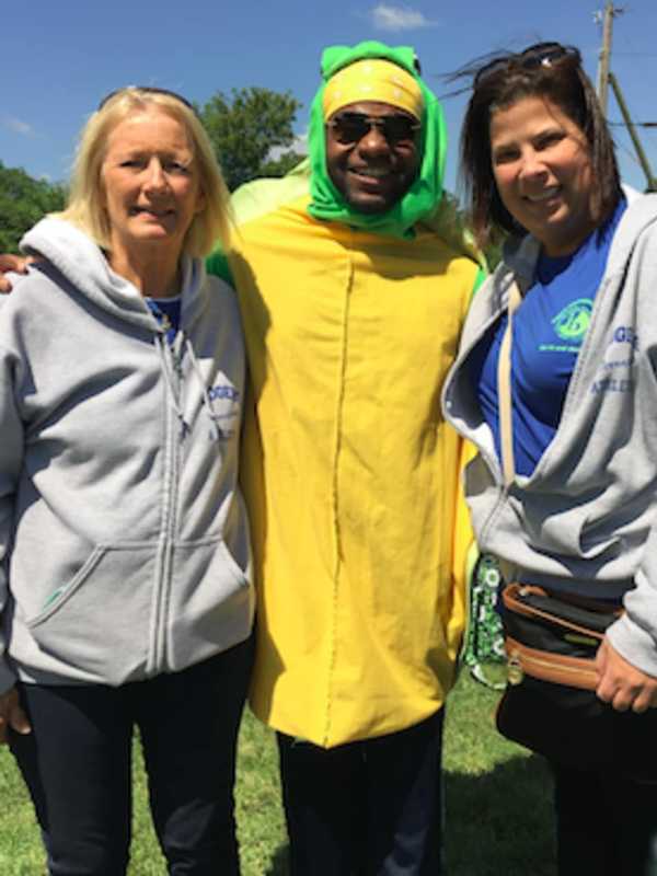Stamford's Rogers International School Gets Fit At 12th Annual Turtle Trot